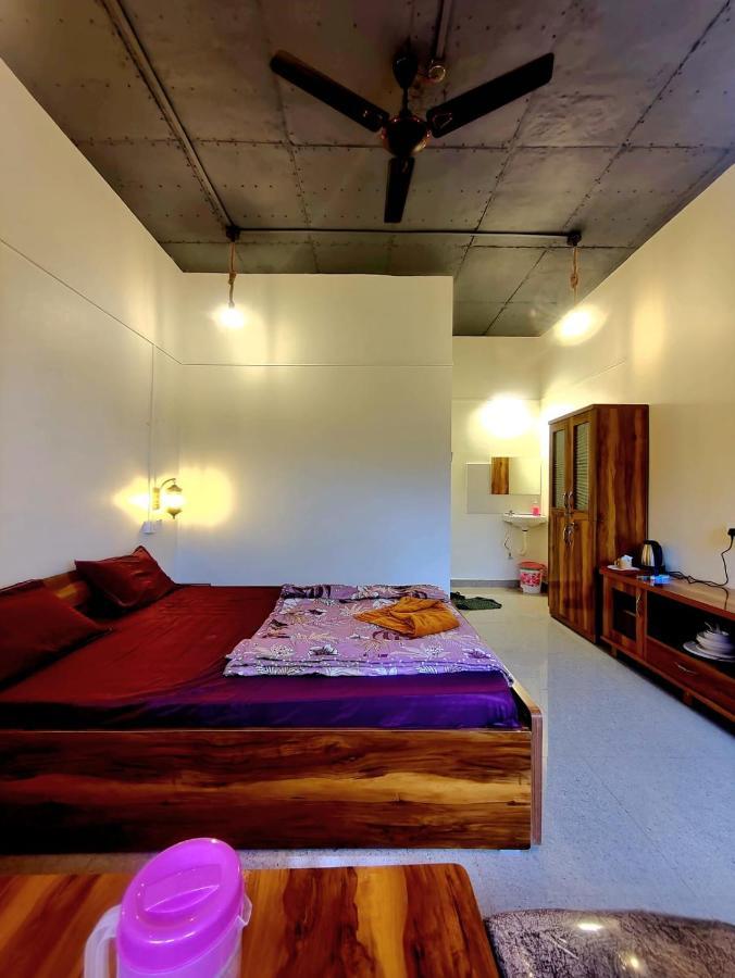 Shisha The Lake-Touch Home Stay Mulshi Waki Extérieur photo